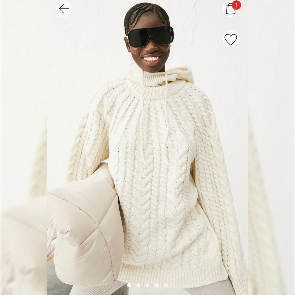 H&M cable knit sweater XS